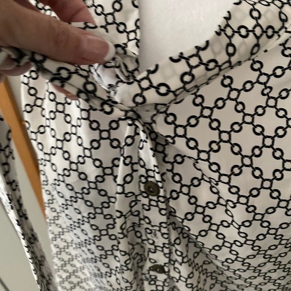 41 Hawthorn Womens S 4 6 White Black Geo Neck Tie Flowy Shirt Tank Top Blouse - Picture 3 of 7